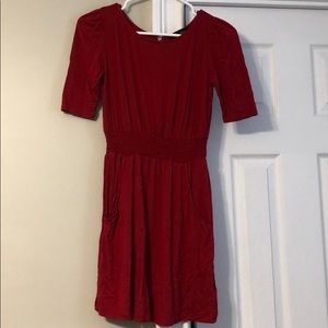 Red 3/4 sleeve dress
